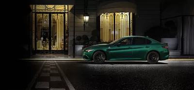 Alfa Romeo - ALFA ROMEO GIULIA QUADRIFOGLIO BROŞÜR Broşürü, Kataloğu
